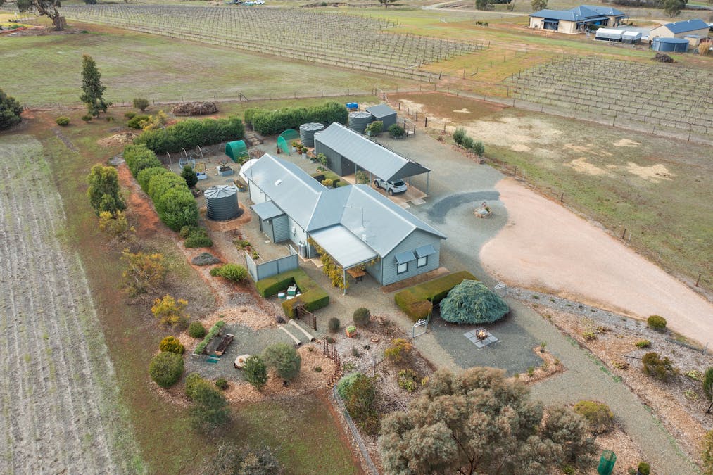 32 Jolly Way, Mintaro, SA, 5415 - Image 14