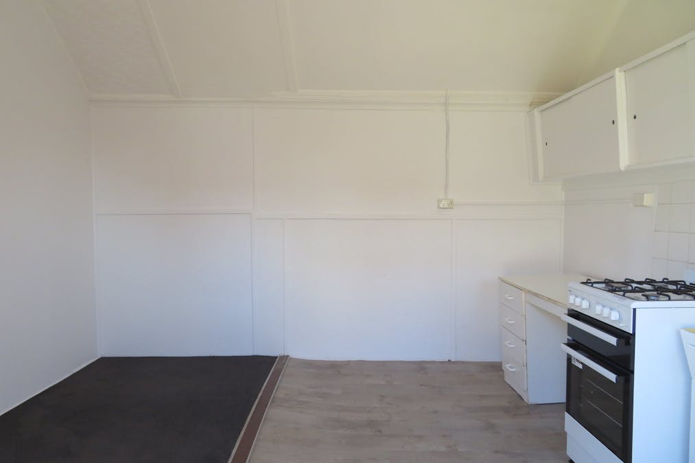 6/229 George Street, Bathurst, NSW, 2795 - Image 2
