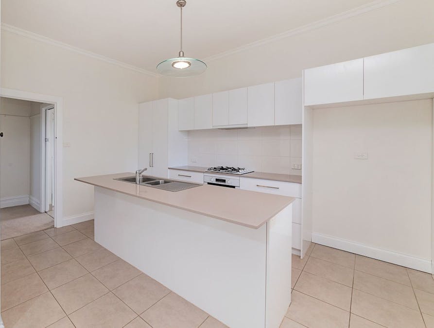 6 Dickens Street, Hamilton, VIC, 3300 - Image 4