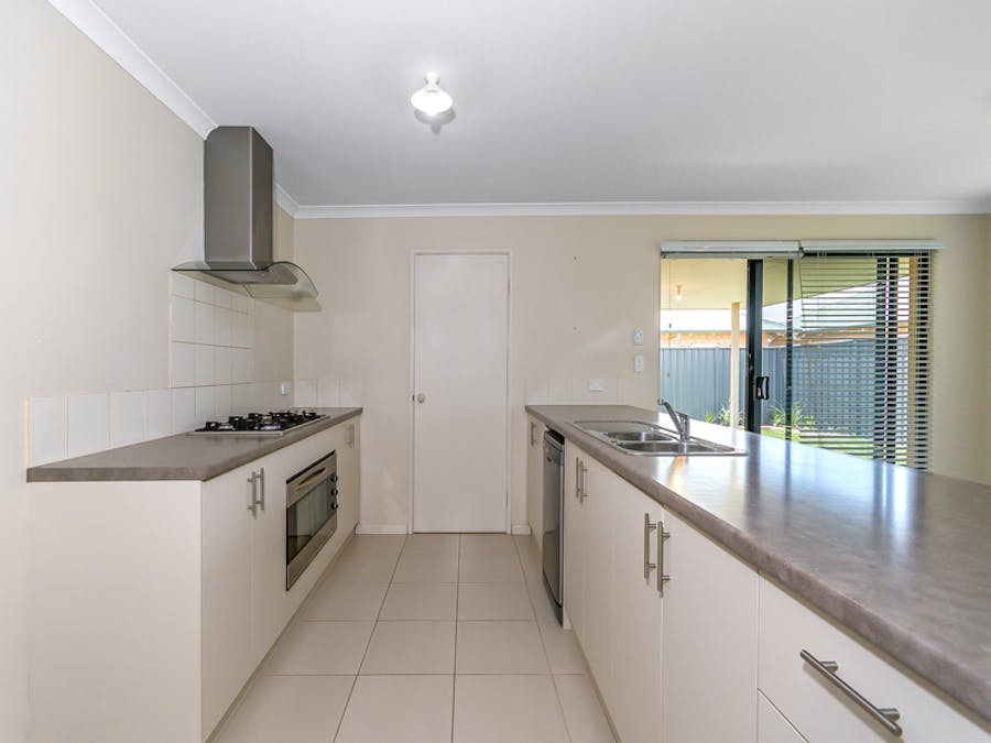 10 Monger Road, Baldivis, WA, 6171 - Image 10