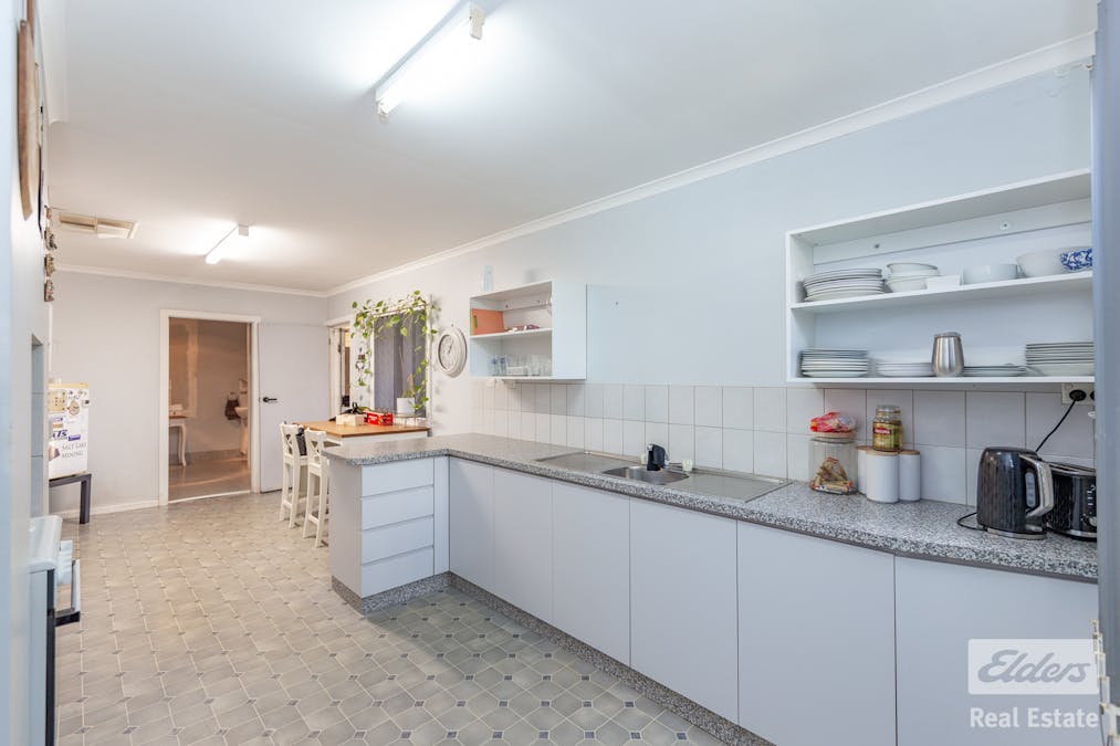 10 Lockyer Street, Goomalling, WA, 6460 - Image 7