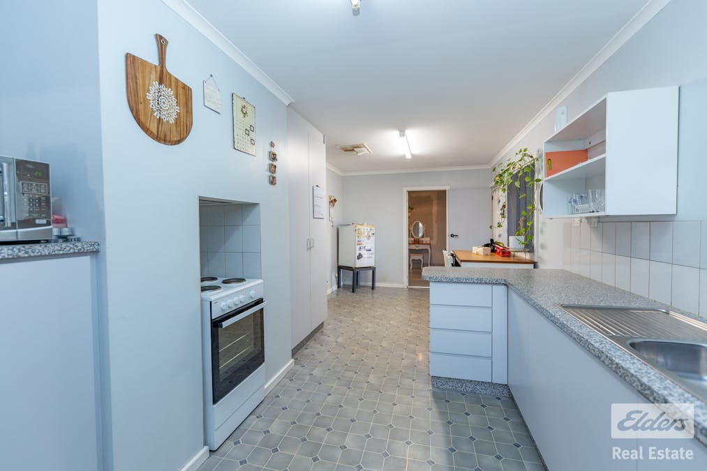 10 Lockyer Street, Goomalling, WA, 6460 - Image 8