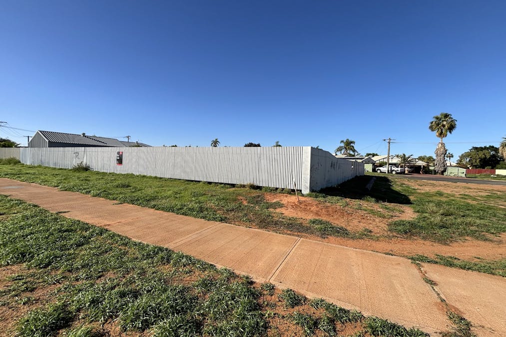 5 Carson Place, Brockman, WA, 6701 - Image 1