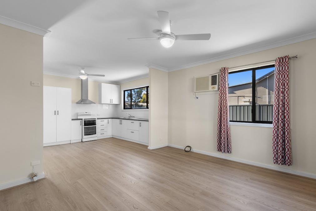 9 Margaret Street, Jamestown, SA, 5491 - Image 7