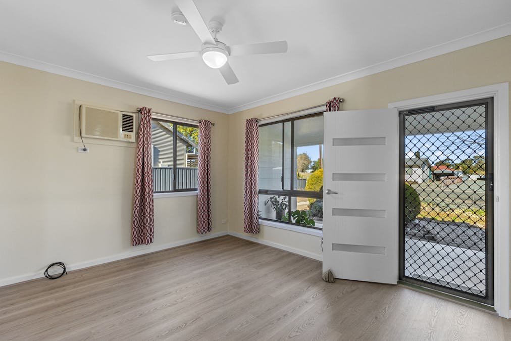 9 Margaret Street, Jamestown, SA, 5491 - Image 6