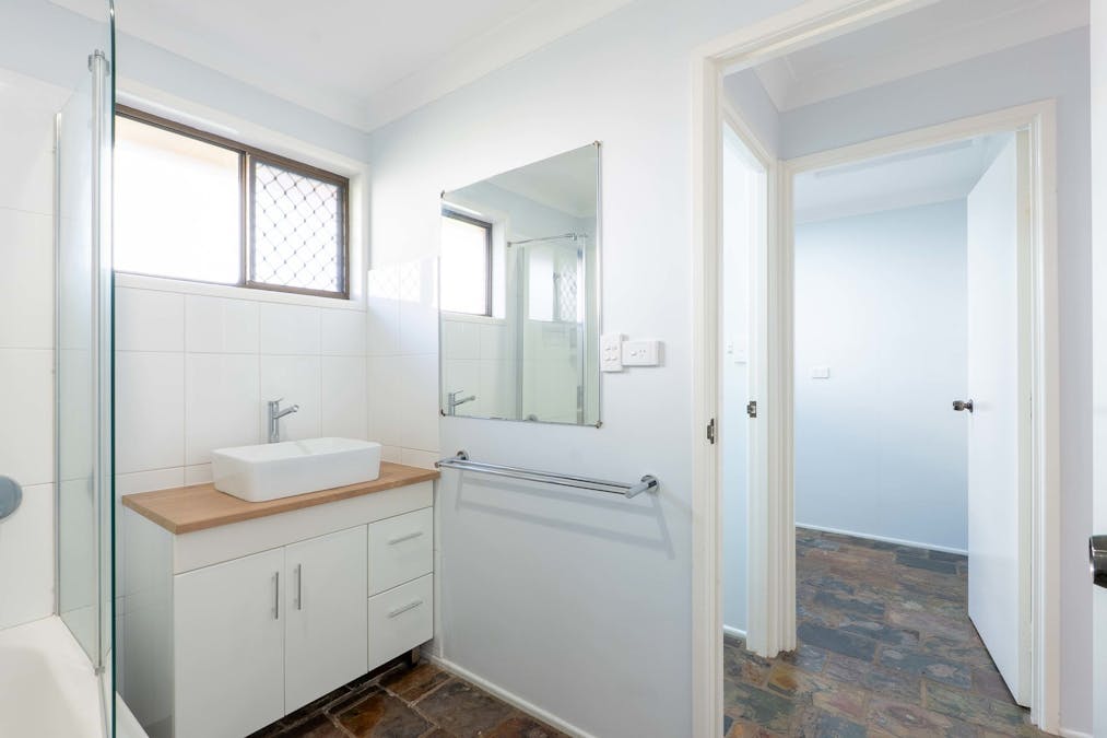 7 Rifle Range Road, Mount Lofty, QLD, 4350 - Image 11