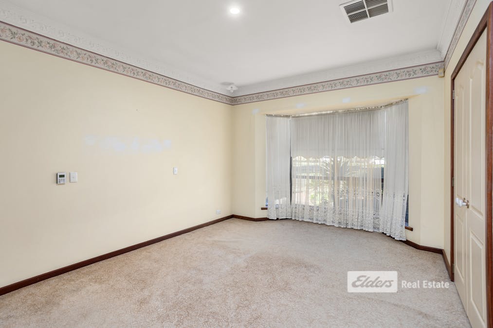 33 Forum Way, East Bunbury, WA, 6230 - Image 13