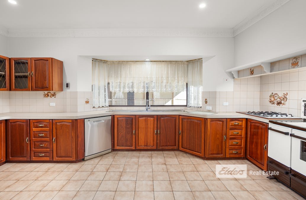 33 Forum Way, East Bunbury, WA, 6230 - Image 7