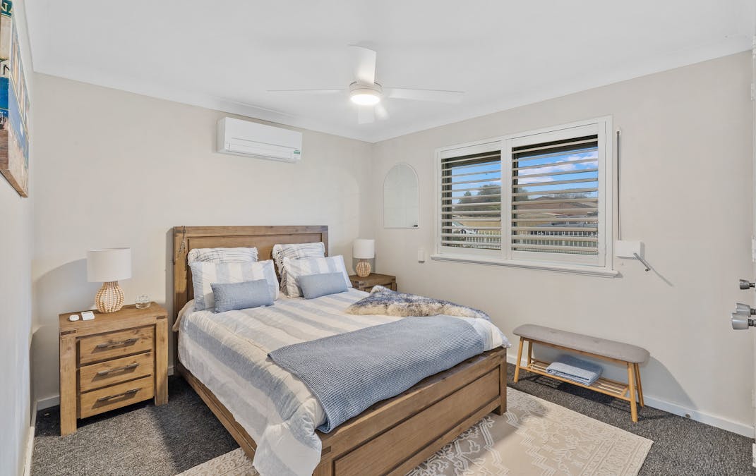 7 Varley Crescent, Cooloongup, WA, 6168 - Image 15