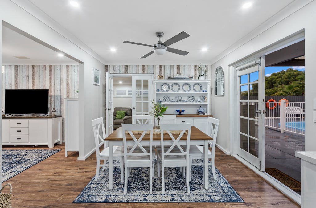 7 Varley Crescent, Cooloongup, WA, 6168 - Image 5