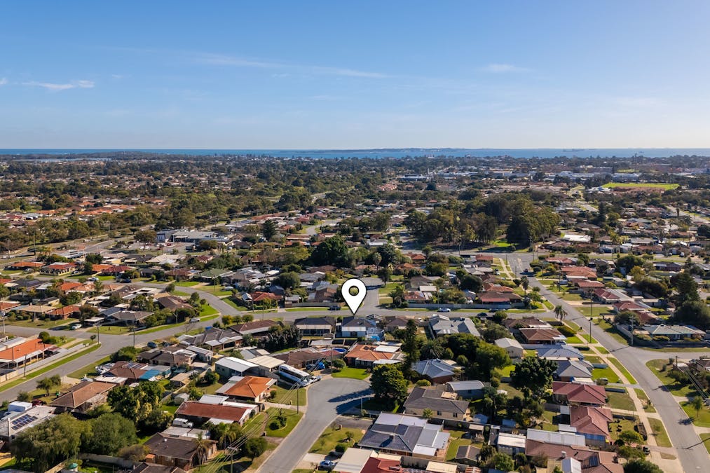 7 Varley Crescent, Cooloongup, WA, 6168 - Image 35