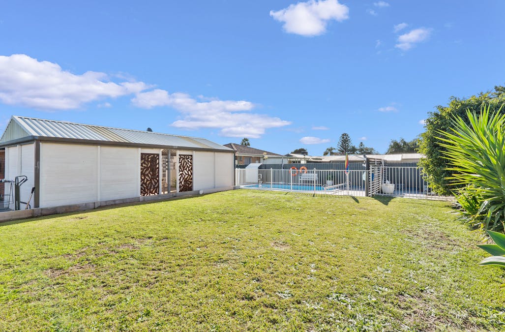 7 Varley Crescent, Cooloongup, WA, 6168 - Image 31