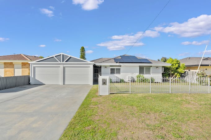7 Varley Crescent, Cooloongup, WA, 6168 - Image 1