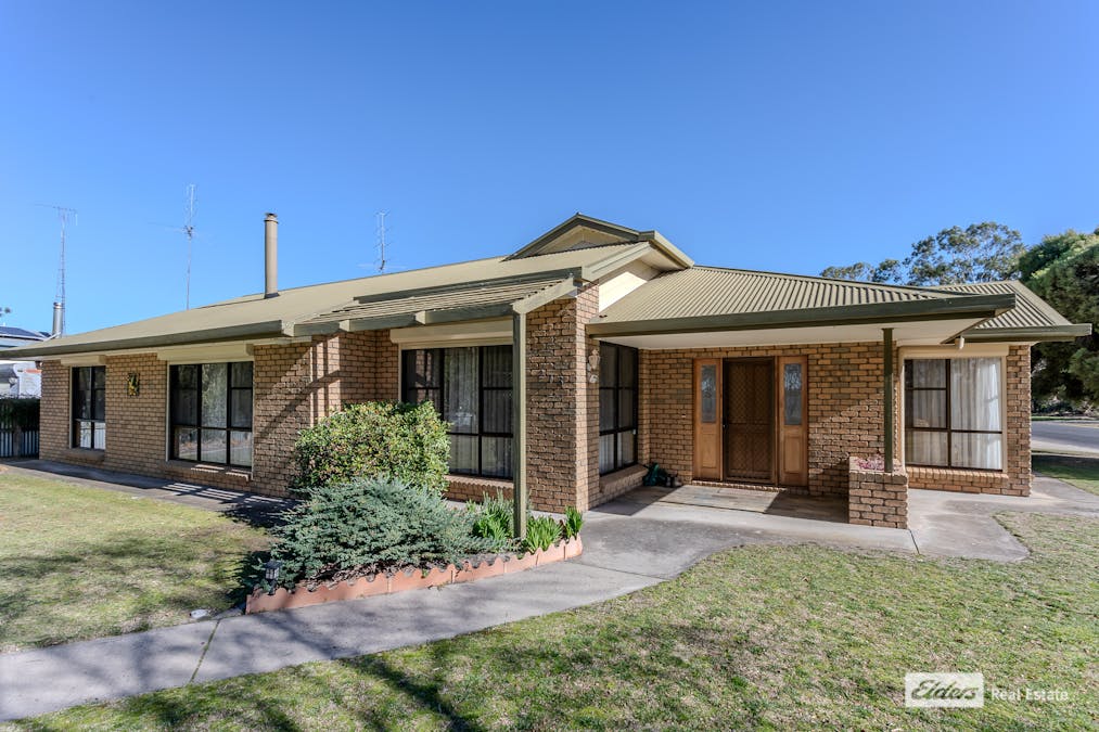213 Lake Street, Edenhope, VIC, 3318 - Image 1