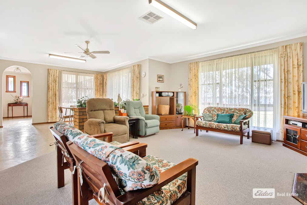 213 Lake Street, Edenhope, VIC, 3318 - Image 6