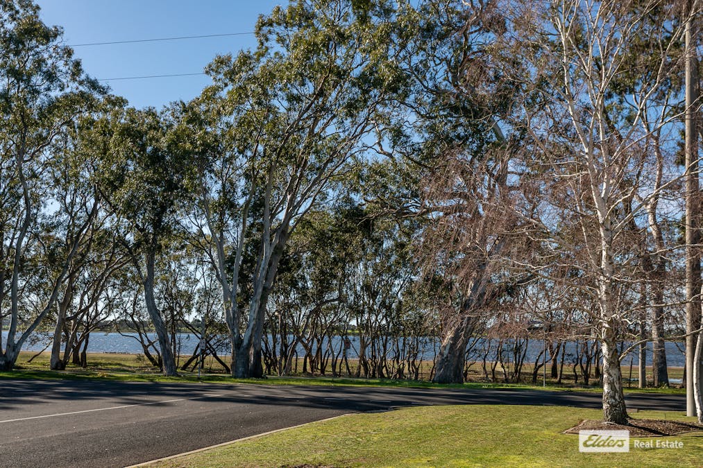 213 Lake Street, Edenhope, VIC, 3318 - Image 24