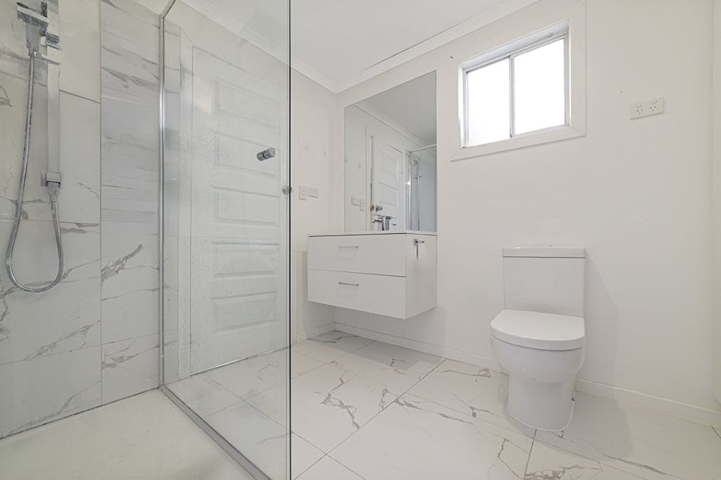 9 Roscoe , Hamilton, VIC, 3300 - Image 9