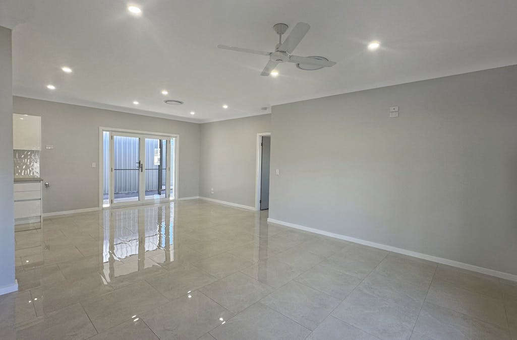 6 Linsley Street, Cobar, NSW, 2835 - Image 5