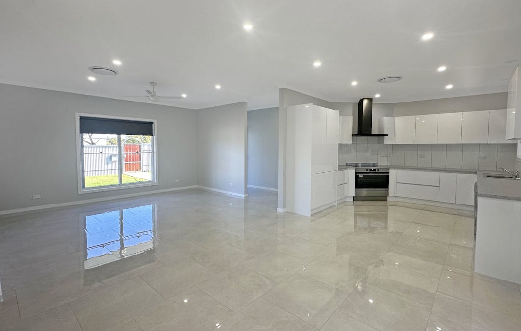 6 Linsley Street, Cobar, NSW, 2835 - Image 3