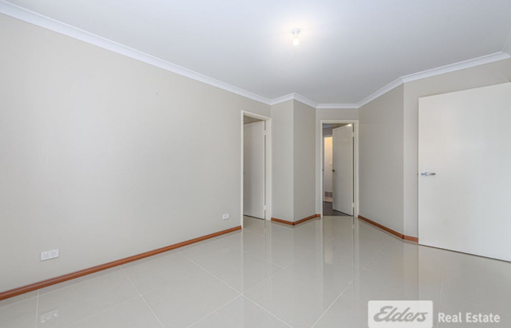 26 Emma Street, Rockingham, WA, 6168 - Image 13