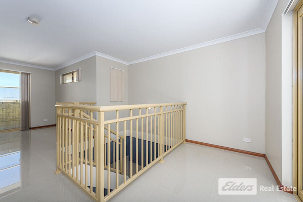 26 Emma Street, Rockingham, WA, 6168 - Image 11