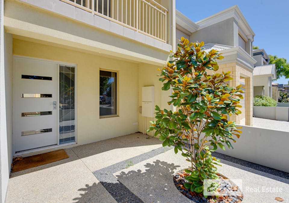 26 Emma Street, Rockingham, WA, 6168 - Image 3