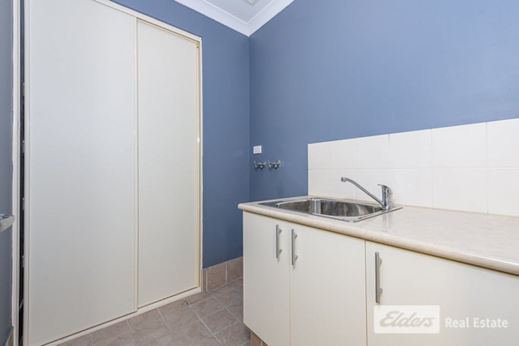 26 Emma Street, Rockingham, WA, 6168 - Image 23