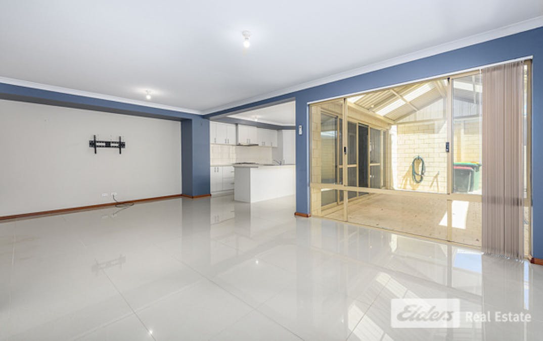 26 Emma Street, Rockingham, WA, 6168 - Image 10