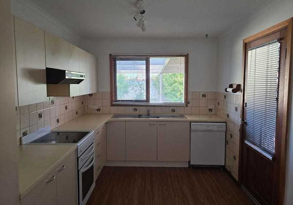 15 Keats Crescent, Whyalla Stuart, SA, 5608 - Image 7