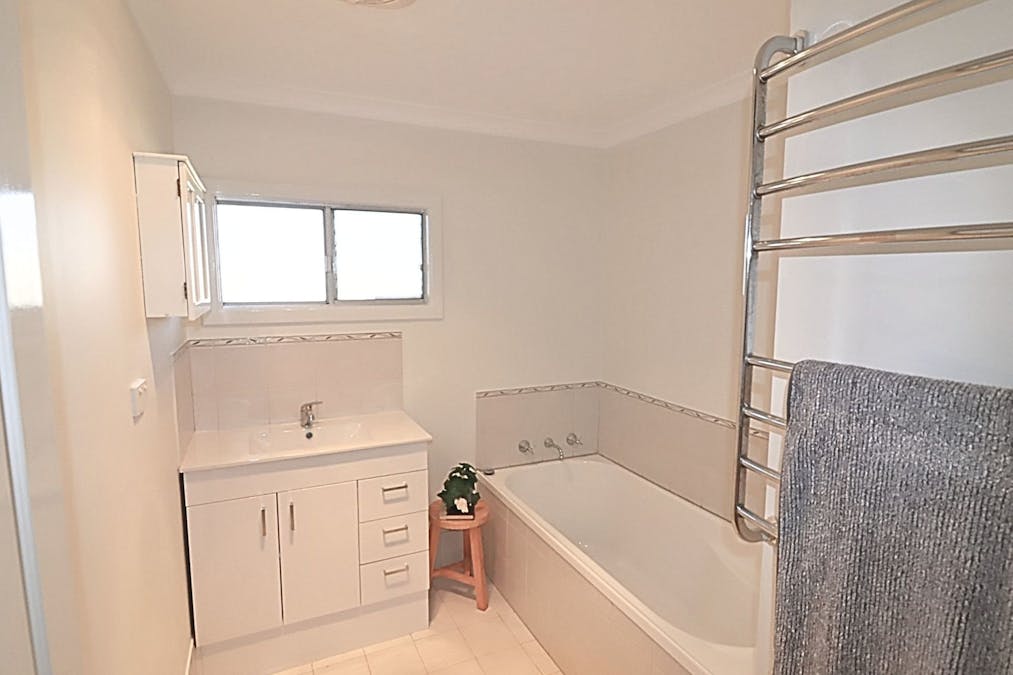 47 Wandoo Crescent, Wongan Hills, WA, 6603 - Image 9