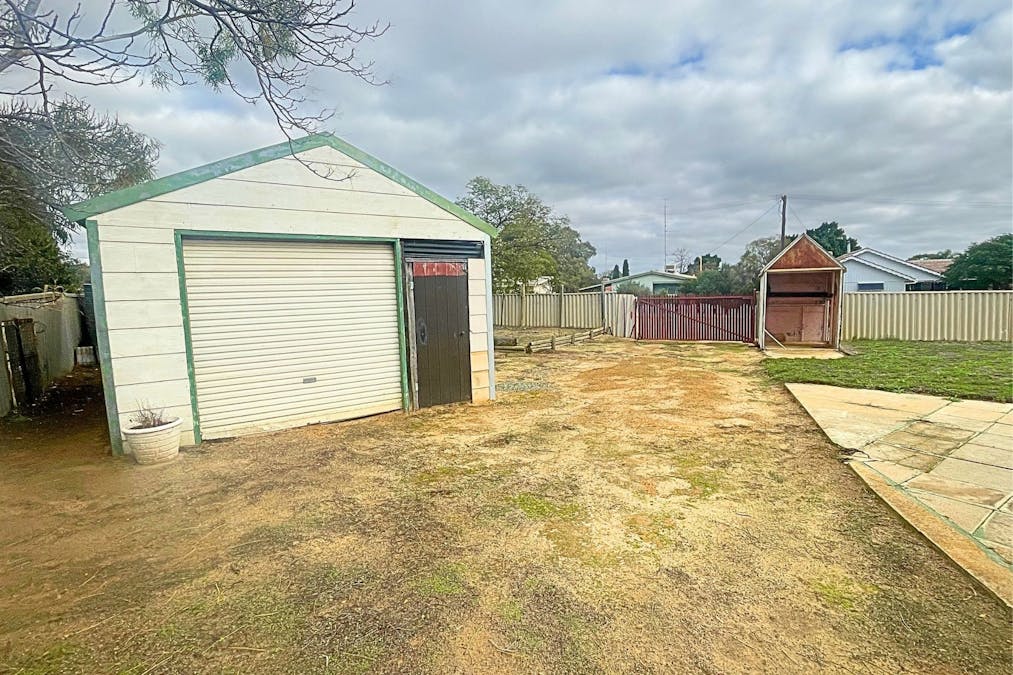 47 Wandoo Crescent, Wongan Hills, WA, 6603 - Image 11