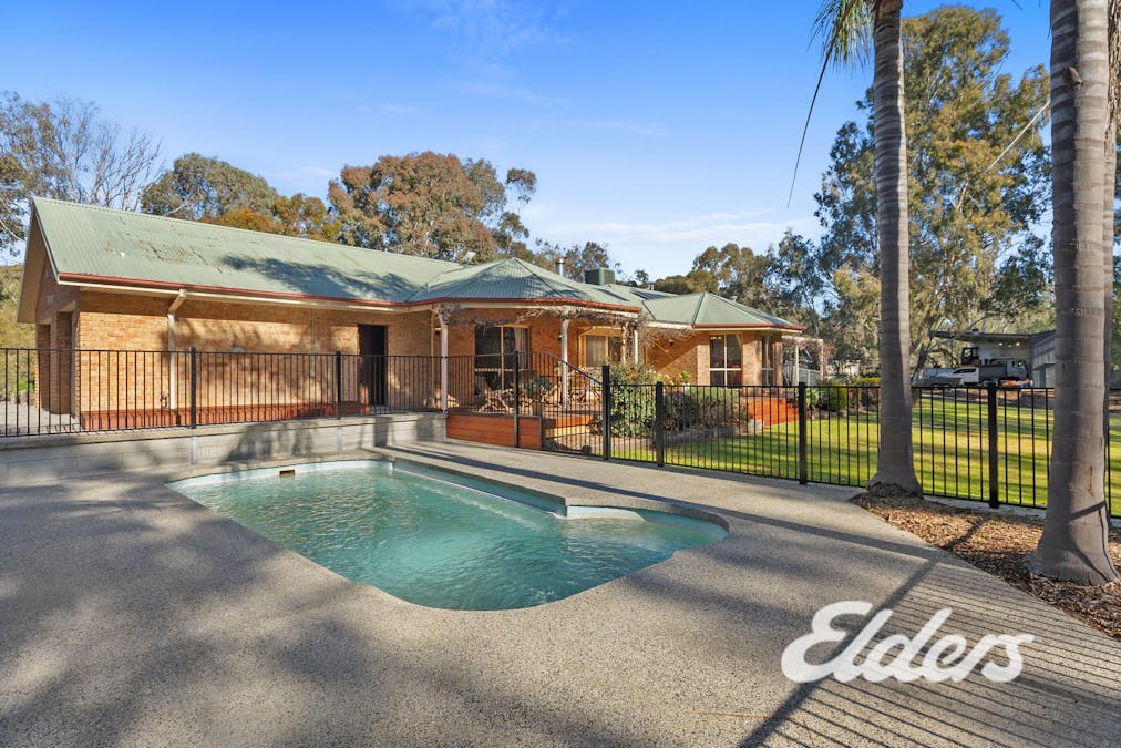 6 Somerset Drive, Yarrawonga, VIC, 3730 - Image 2