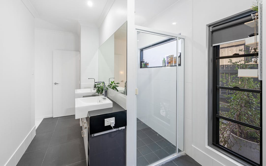 40 Koowin Drive, Kirkwood, QLD, 4680 - Image 13