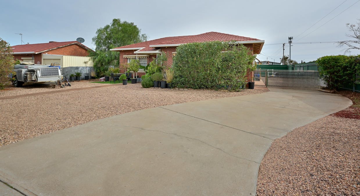 15 McEwin Street, Whyalla Playford, SA, 5600 - Image 2
