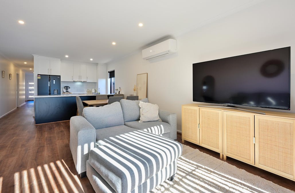 14 Gale Street, Whyalla Jenkins, SA, 5609 - Image 9