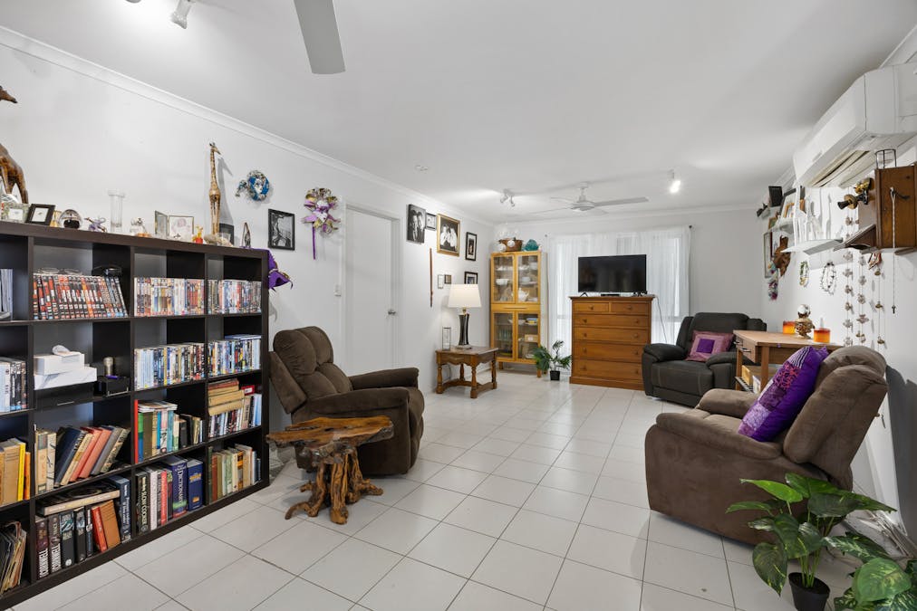 17 Hume Avenue, Murray Bridge, SA, 5253 - Image 5