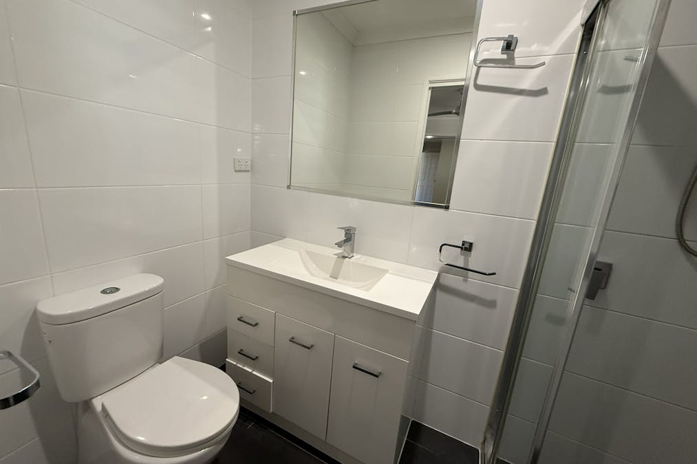 8 Witney Street, Telina, QLD, 4680 - Image 12