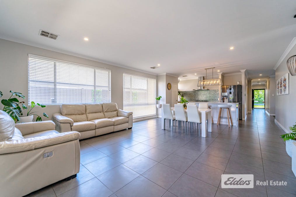 29 Sandringham Road, Baldivis, WA, 6171 - Image 6