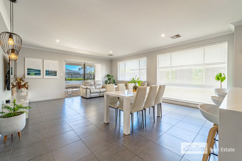 29 Sandringham Road, Baldivis, WA, 6171 - Image 7