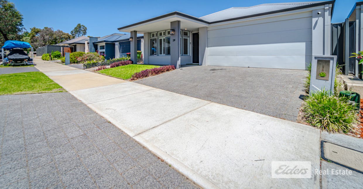 29 Sandringham Road, Baldivis, WA, 6171 - Image 2