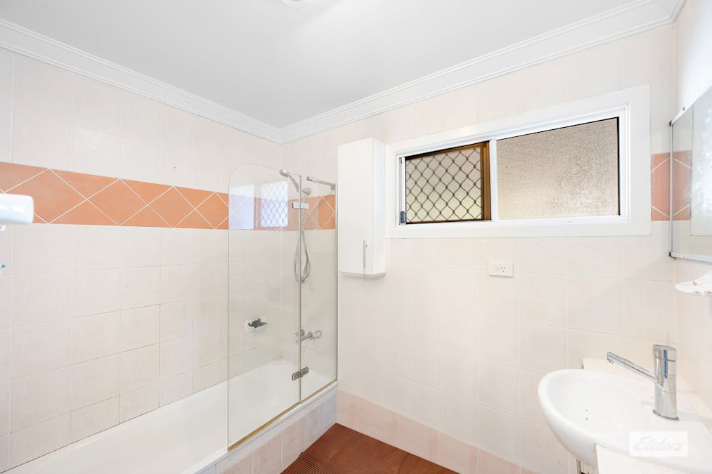 5 Ellen Street, West Gladstone, QLD, 4680 - Image 10