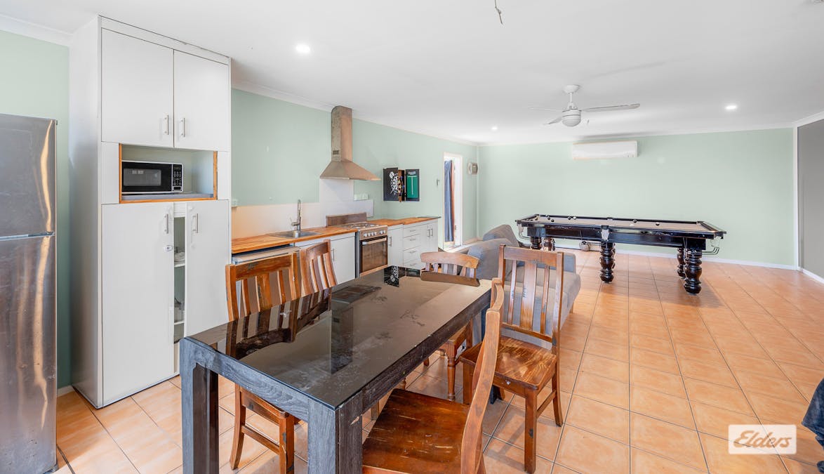 5 Ellen Street, West Gladstone, QLD, 4680 - Image 16