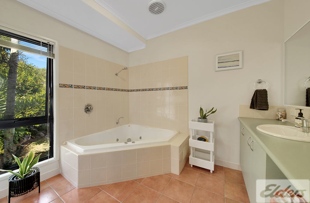 8 Selwyn Close, Telina, QLD, 4680 - Image 12