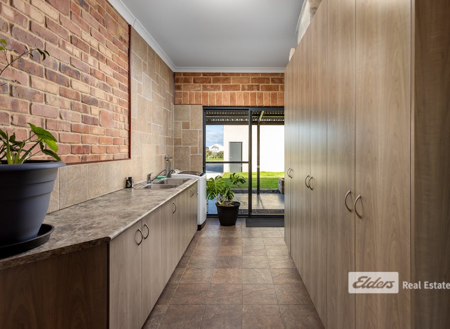 555 Riverdale Road, Cookernup, WA, 6219 - Image 18