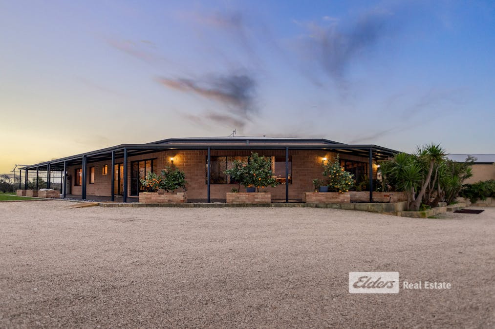 555 Riverdale Road, Cookernup, WA, 6219 - Image 24