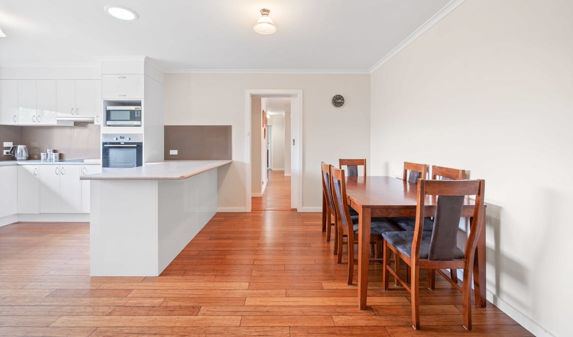 11 Badenoch Street, Mount Gambier, SA, 5290 - Image 3