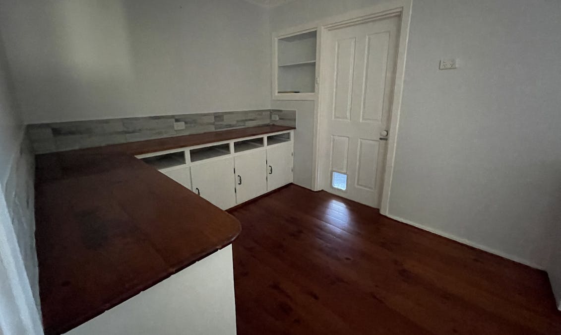 35 Gordon Street, Whyalla Norrie, SA, 5608 - Image 6