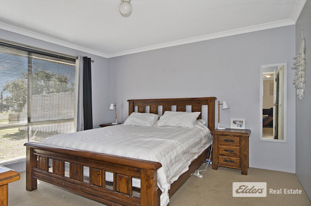 11 Knutsford Crescent, Port Kennedy, WA, 6172 - Image 9