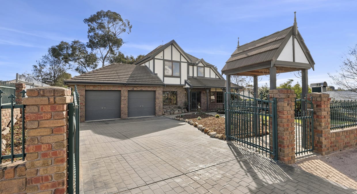 17 O'Malley Street, Berri, SA, 5343 - Image 3