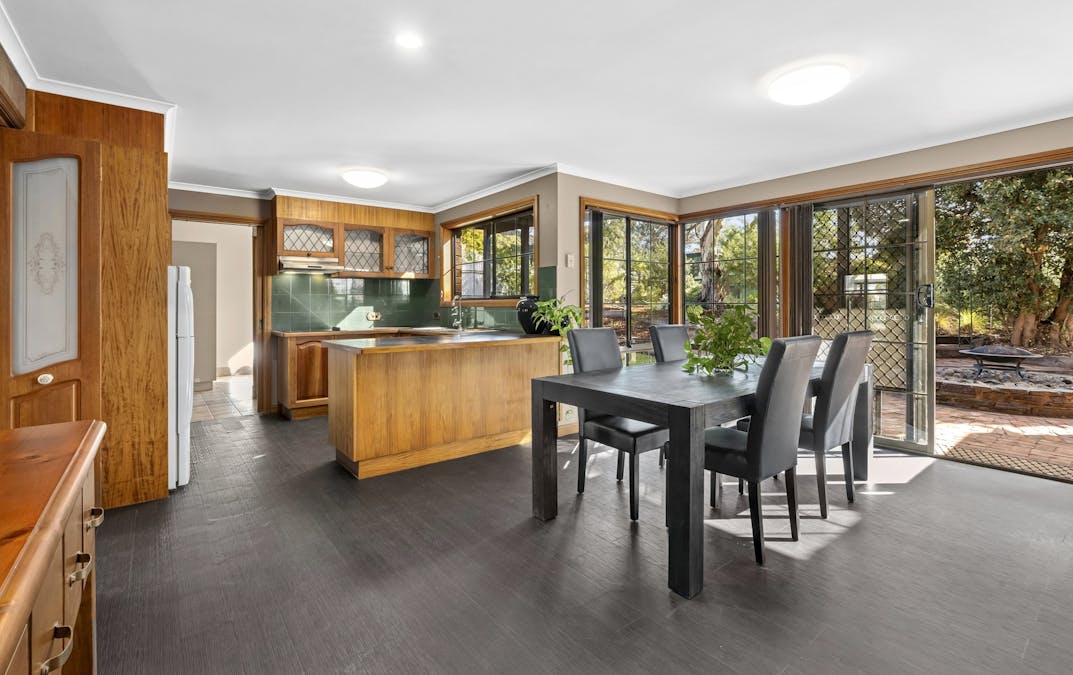17 O'Malley Street, Berri, SA, 5343 - Image 4